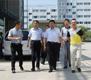 扬州市人社局范耘局长来丝瓜视频IOS在线观看扬州生产中心调研